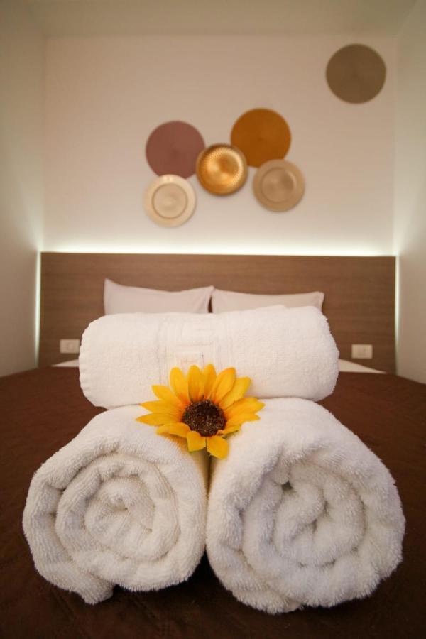 Sunrise Studio Timisoara Esterno foto